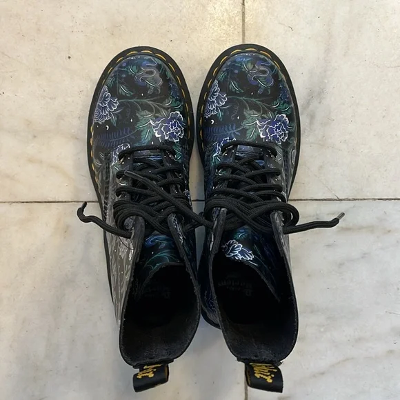 Dr. Martens 1460 Pascal leather boots - Picture 2 of 5